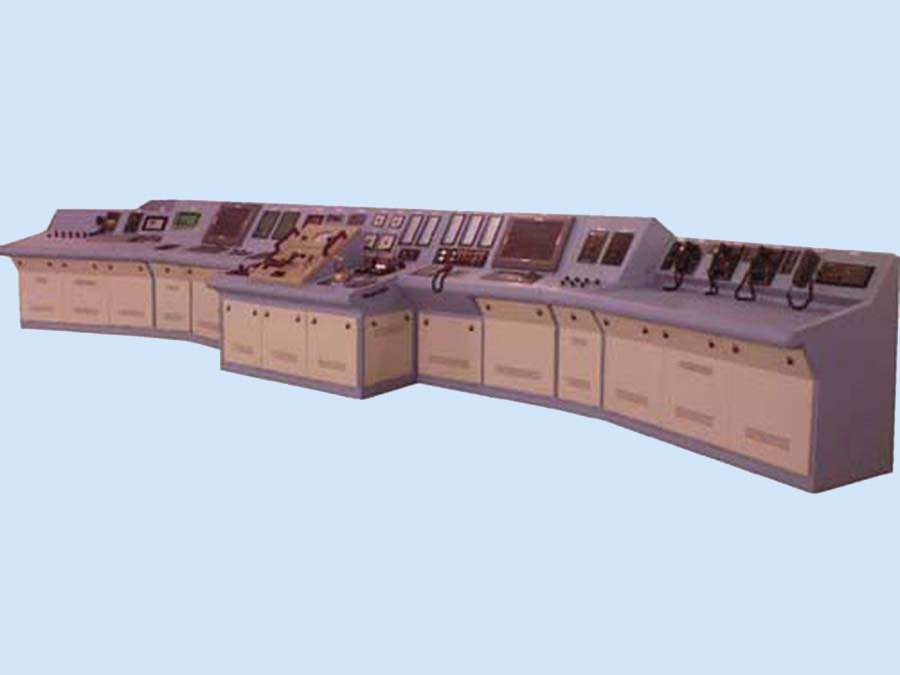 弧形駕控臺(tái)